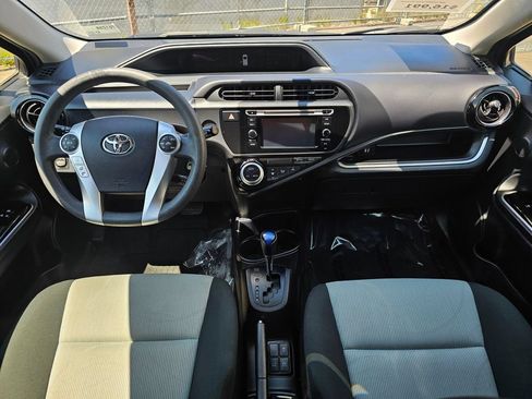 Used 2016 Toyota Prius C Two FWD image 17