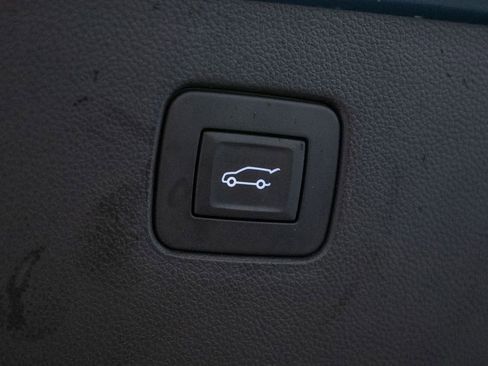 Used 2024 Buick Envista Preferred w/ Convenience II Package image 32