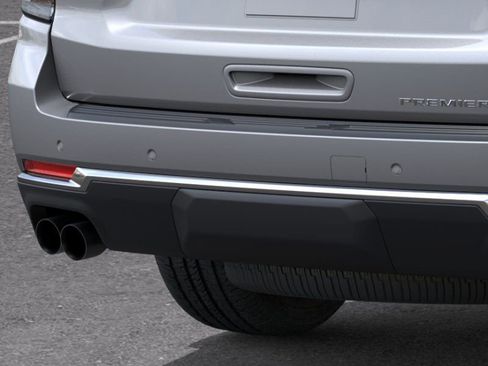 New 2026 Chevrolet Suburban Premier RWD image 14