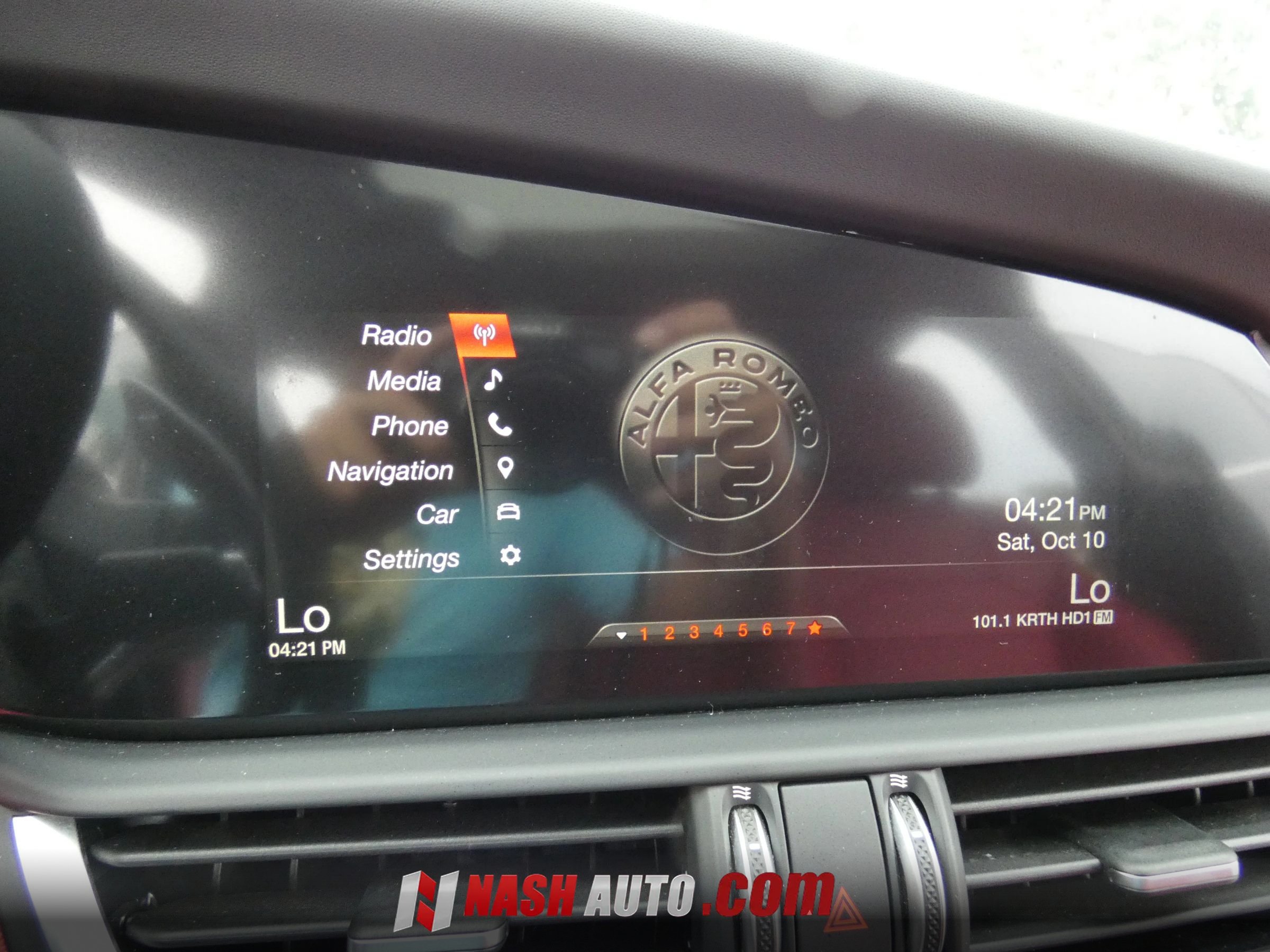 Used 2018 Alfa Romeo Giulia Ti w/ Quick Order Package 22X Lusso AWD/4WD image 65