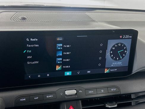 Used 2025 Kia K4 FWD image 21