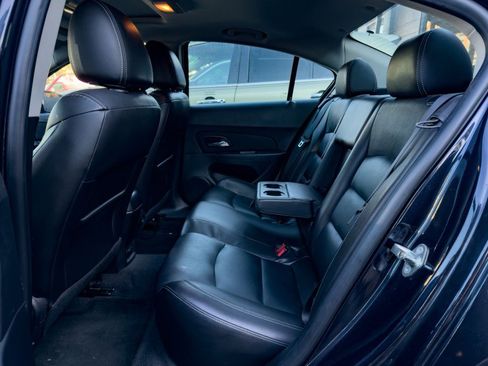 Used 2014 Chevrolet Cruze LT w/ RS Package image 28