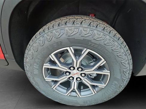 New 2026 GMC Acadia AT4 image 34