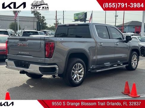 Used 2020 GMC Sierra 1500 SLT w/ SLT Premium Package AWD/4WD image 4