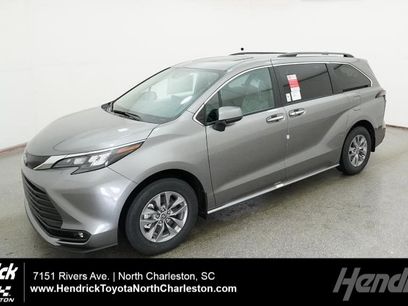 New 2026 Toyota Sienna XLE