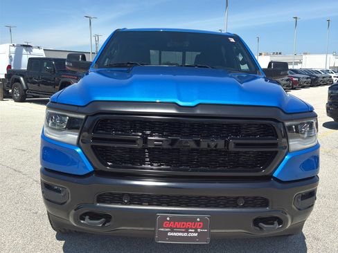 Used 2023 RAM 1500 Big Horn AWD/4WD image 3
