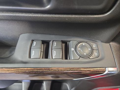 Used 2023 GMC Sierra 2500 SLE AWD/4WD image 30