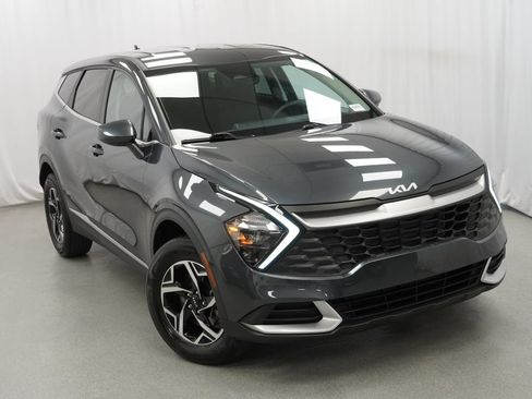 Used 2023 Kia Sportage LX AWD/4WD image 37