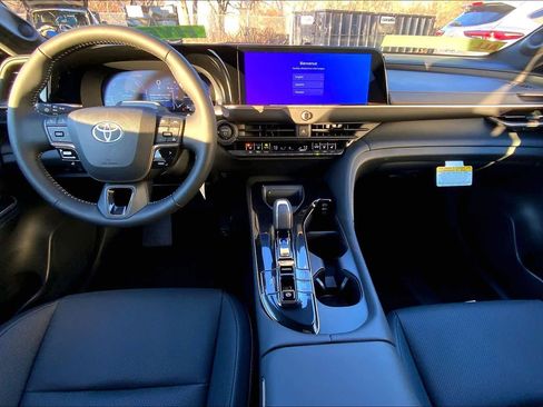 New 2026 Toyota Crown Limited AWD/4WD image 5