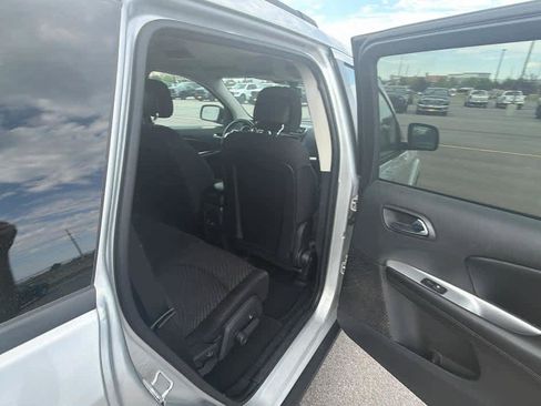 Used 2014 Dodge Journey SXT w/ Flexible Seating Group FWD image 25