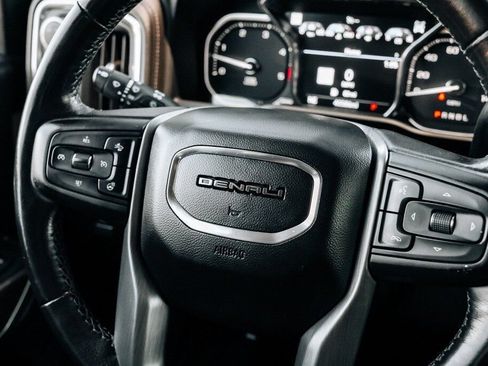Used 2023 GMC Sierra 3500 Denali w/ Denali Ultimate Package AWD/4WD image 28