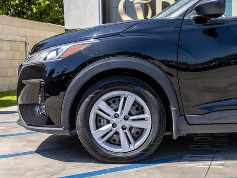 Used 2023 Nissan Kicks S FWD image 36