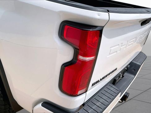 Used 2024 Chevrolet Silverado 2500 LT w/ Z71 Sport Edition AWD/4WD image 27