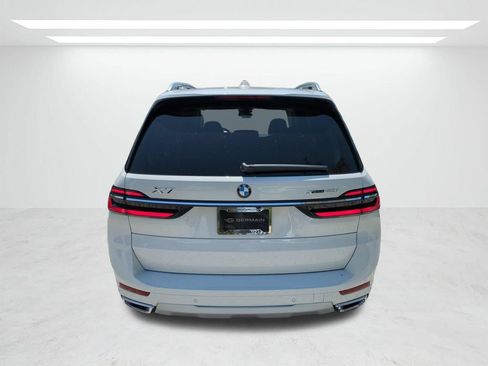 New 2027 BMW X7 xDrive40i w/ Premium Package AWD/4WD image 5