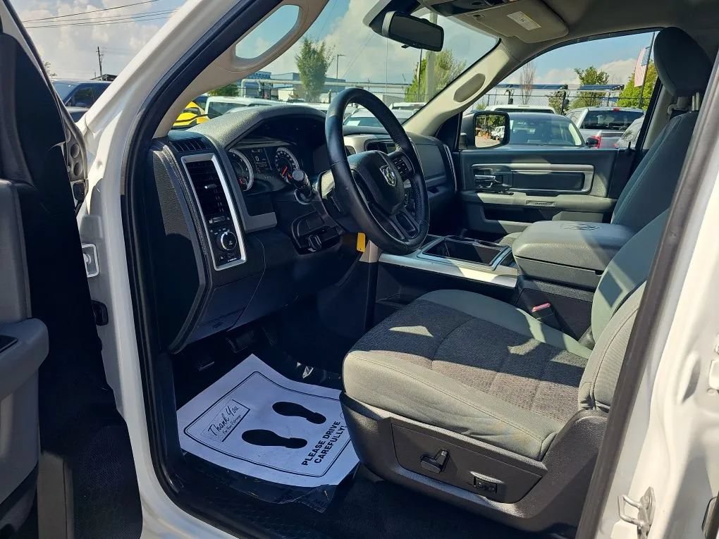 Used 2015 RAM 1500 Big Horn RWD image 14
