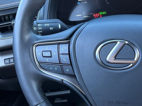 Certified 2025 Lexus UX 300h 300h Premium image 18
