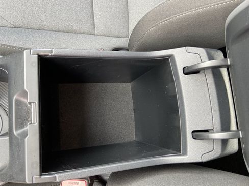 Used 2025 Kia K4 FWD image 42