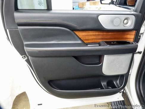 Used 2022 Lincoln Navigator L Black Label AWD/4WD image 26