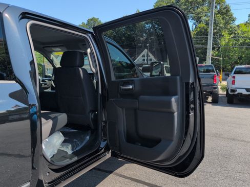 New 2026 Chevrolet Silverado 2500 Custom w/ Custom Value Package AWD/4WD image 26