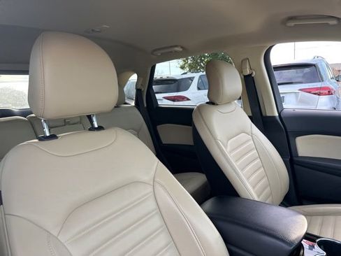 Used 2018 Ford Edge SEL w/ Equipment Group 201A image 31