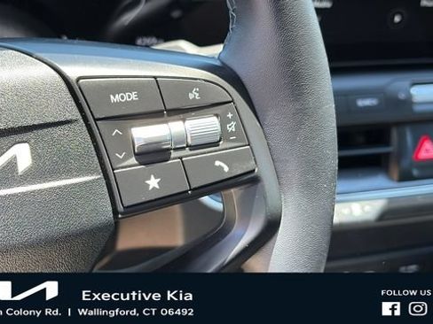 Certified 2025 Kia K4 EX FWD image 14