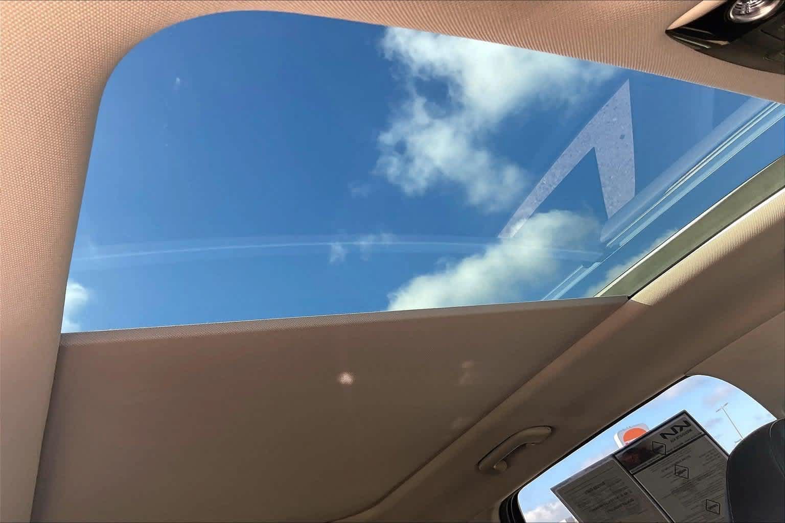Certified 2023 Kia Sorento X-Line EX AWD/4WD image 29