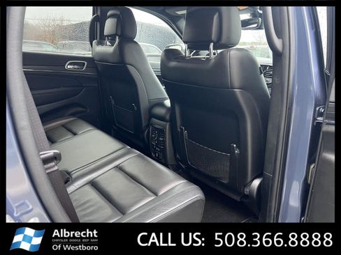 Used 2021 Jeep Grand Cherokee Limited w/ Sun & Sound Group image 16