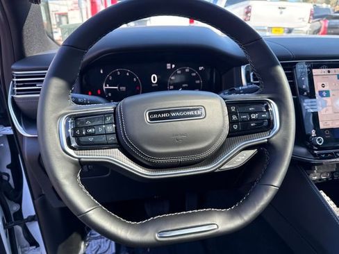New 2026 Jeep Grand Wagoneer L Summit AWD/4WD image 19
