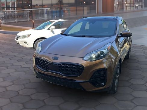 Used 2021 Kia Sportage S w/ S AWD Premium Package image 19