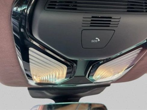 Used 2024 BMW XM AWD/4WD image 18