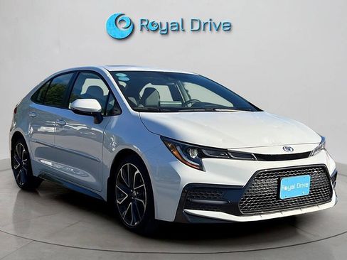 Used 2021 Toyota Corolla SE w/ SE Premium Package FWD image 8