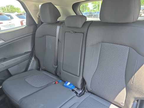New 2025 Kia Sportage LX image 13