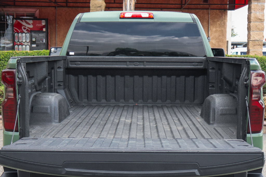 Used 2022 Chevrolet Silverado 1500 W/T w/ WT Value Package AWD/4WD image 8
