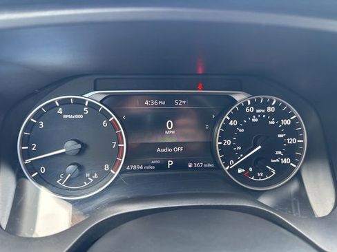 Used 2024 Nissan Rogue SV image 14