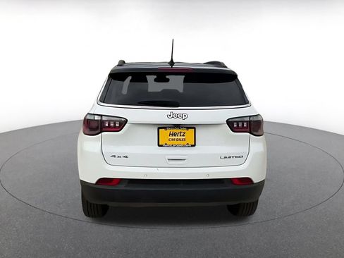 Used 2025 Jeep Compass Limited AWD/4WD image 12