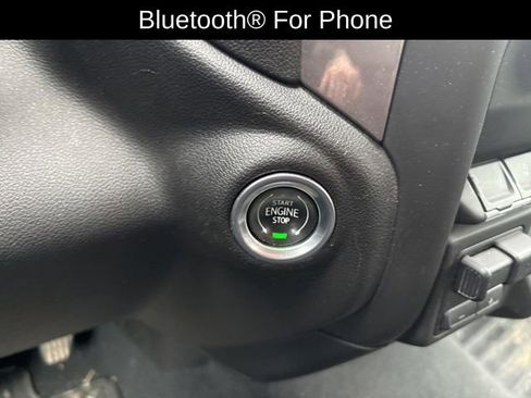 Used 2024 Chevrolet Silverado 2500 Custom w/ Custom Value Package image 17