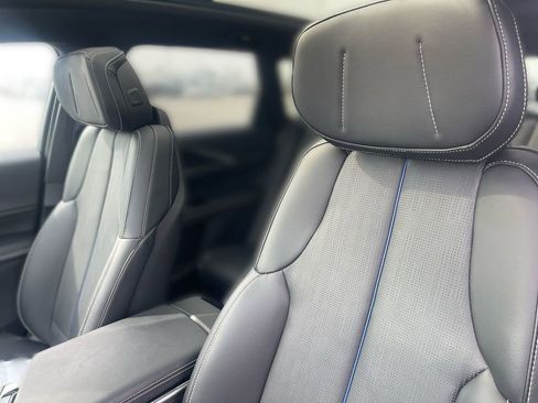 Certified 2024 Cadillac Lyriq Luxury image 17