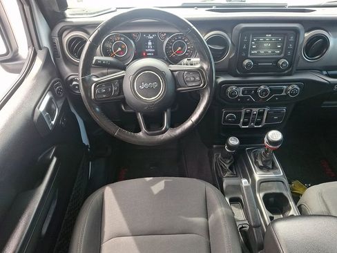 Used 2019 Jeep Wrangler Unlimited Sport S AWD/4WD image 13