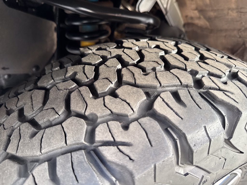 Certified 2022 Toyota Tacoma TRD Off-Road AWD/4WD image 26