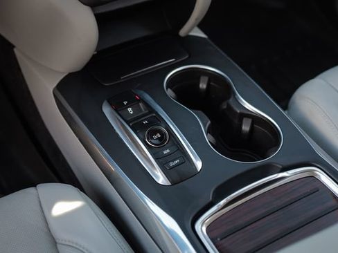 Used 2016 Acura MDX SH-AWD image 33