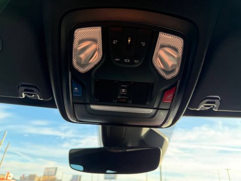 Used 2025 RAM 1500 Big Horn AWD/4WD image 32
