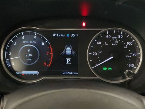 Used 2025 Nissan Versa SV image 17