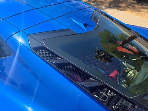 Used 2022 Chevrolet Corvette Stingray Preferred Cpe w/ Z51 Performance Package RWD image 18