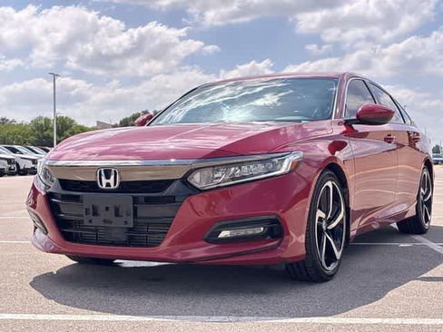 Used 2018 Honda Accord Sport image 11