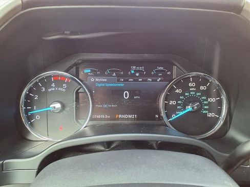 Used 2019 Ford F250 Lariat w/ Lariat Ultimate Package AWD/4WD image 36