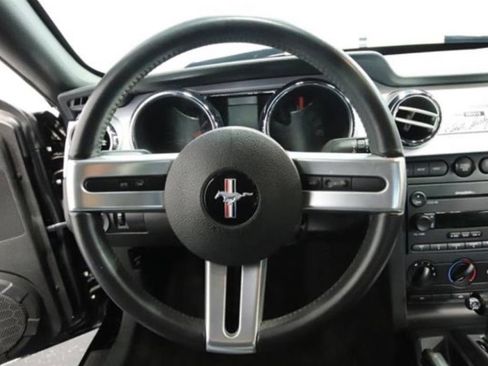 Used 2006 Ford Mustang GT Premium RWD image 13