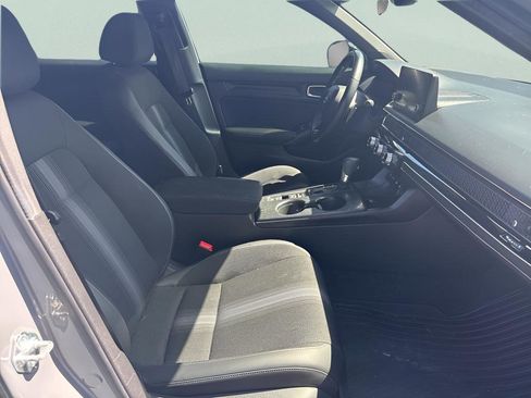 Used 2025 Honda Civic Sport image 21