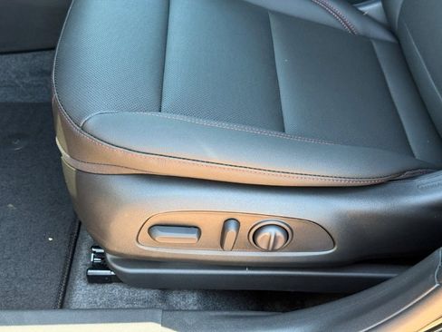 New 2026 Chevrolet Trax RS FWD image 11