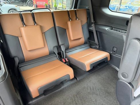 Used 2024 Lexus GX 550 w/ Accessory Package (Z1) image 43