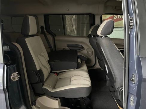 Used 2014 Ford Transit Connect XLT image 20